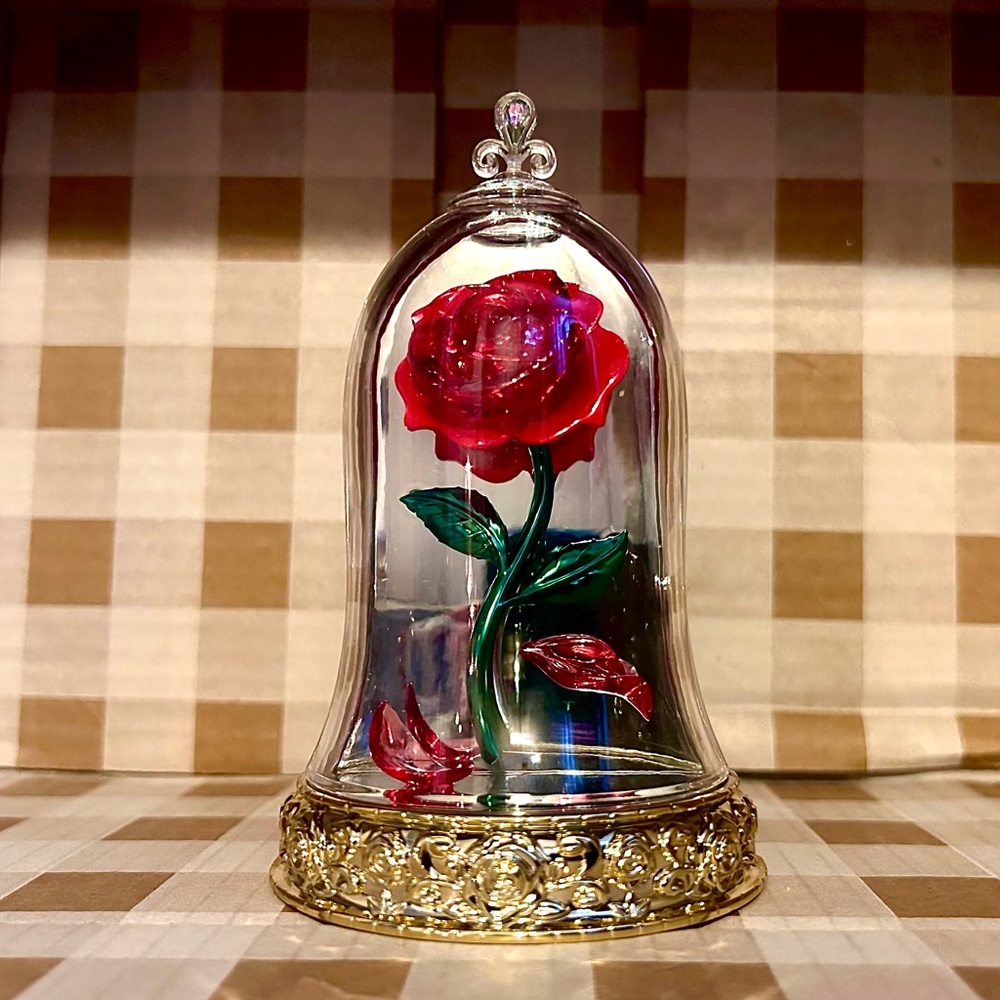 Bath & Body Works | Belle Wallflower Plug In